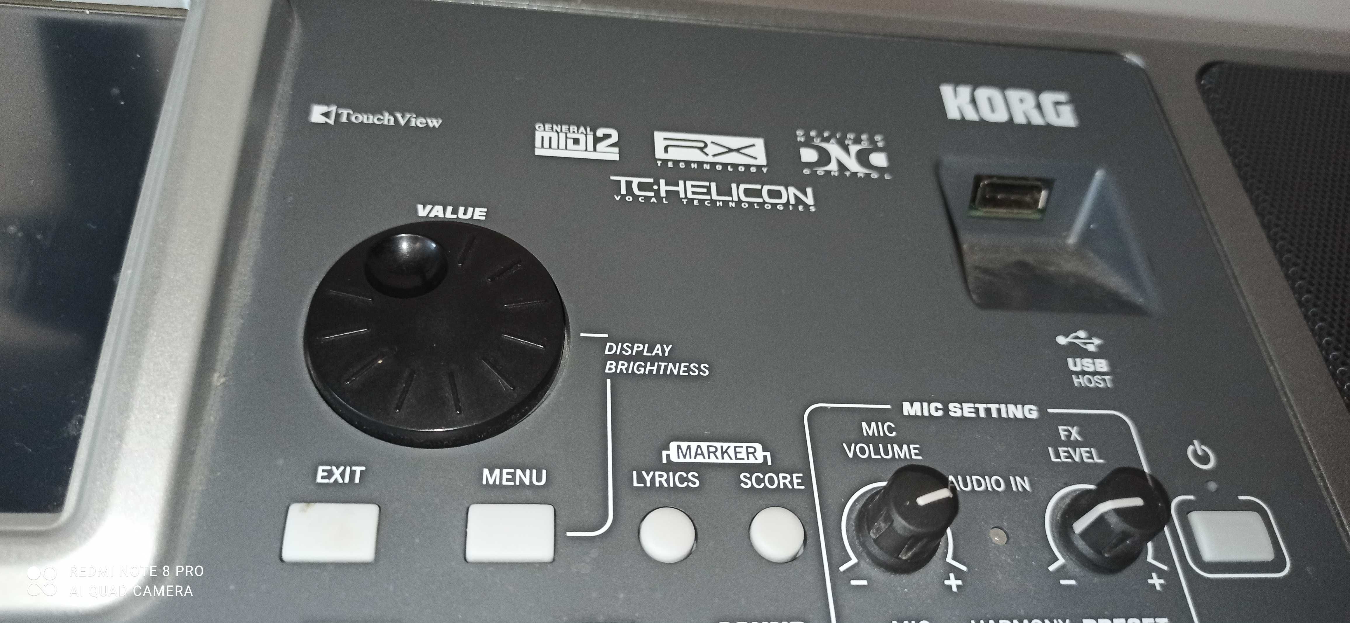 Sprzedam klawisz Korg PA900 lub zamienię na Korga PA 700.