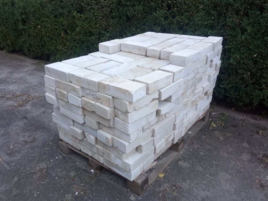 Продам кирпич силикатный б/у