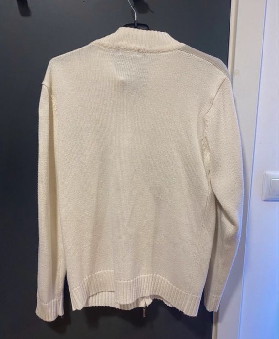 casaco de malha branco