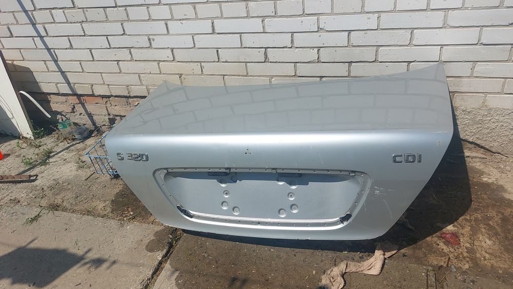 Кришка багажника мерседес w220 s320 s400 s430 сірого кольору дорестайл