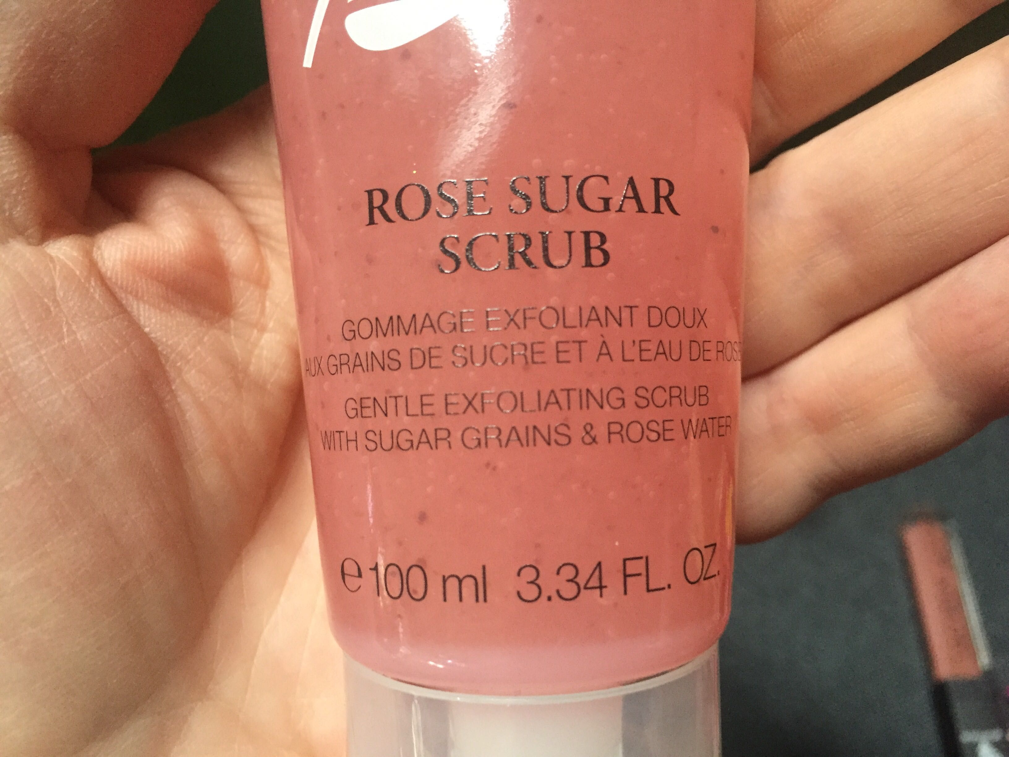 скраб для лица  Lancome Rose с сахаром и розовой водой Sugar Scrub