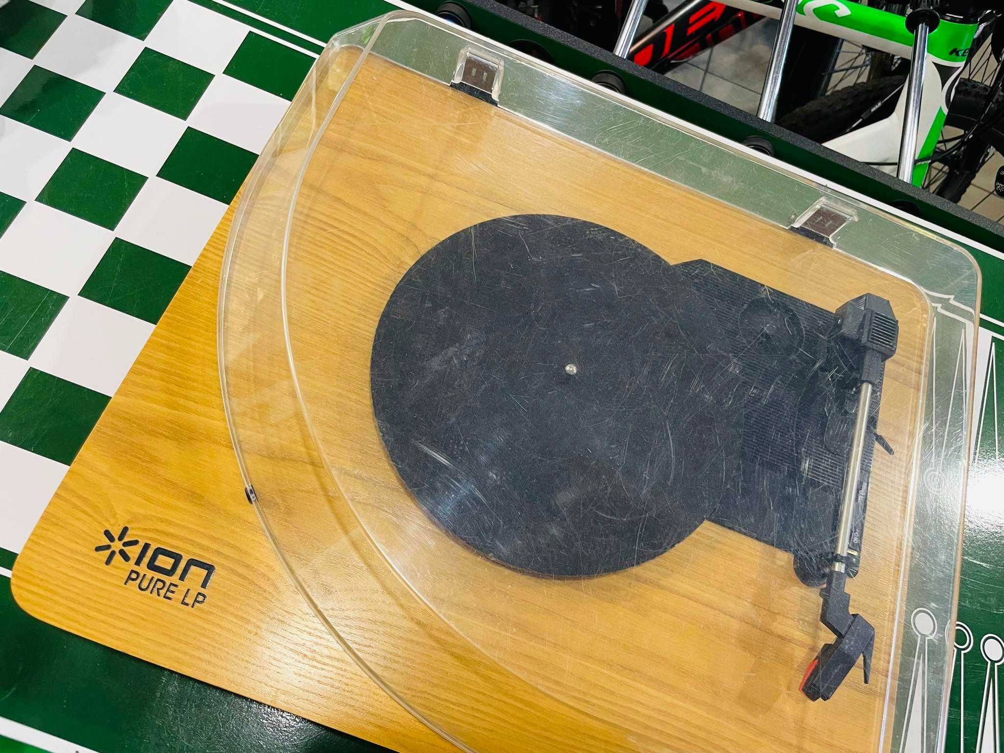 Gramofon ION PURE LP