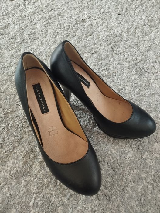 Szpilki na koturnie r. 36. Wkładka 23