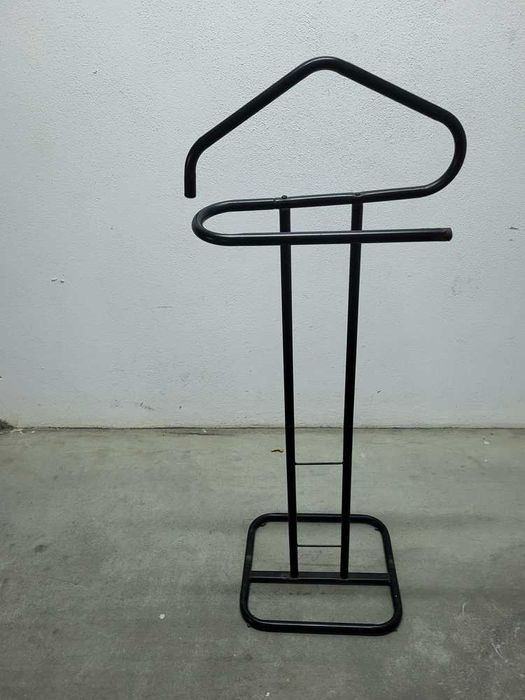 Cabide de Pé em Metal