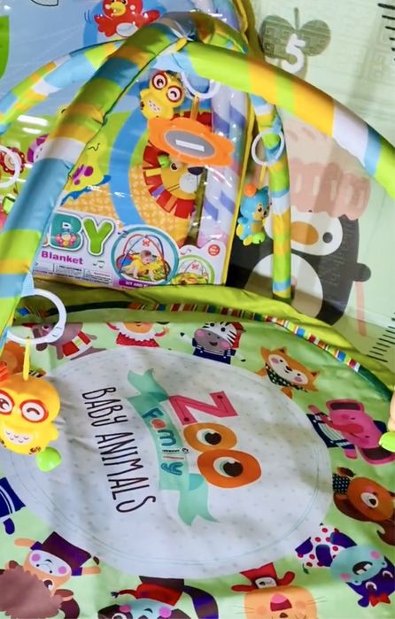 Розвиваючий килимок