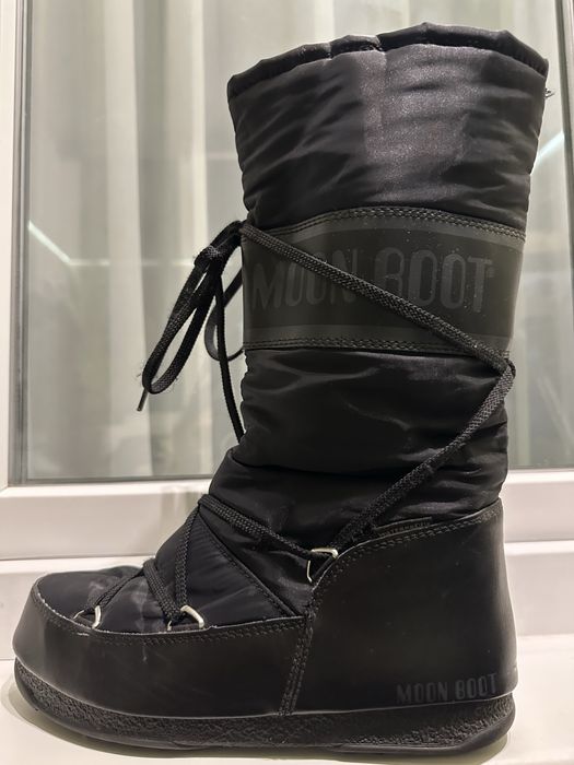 Зимові жіночі чоботи Moon Boot р.39