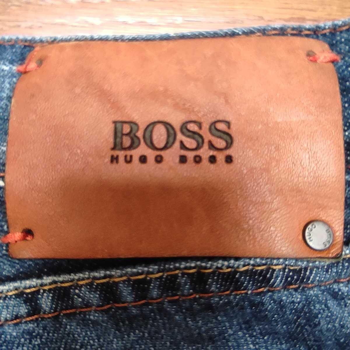 Spodnie jeans HUGO BOSS - rozmiar W31 L32