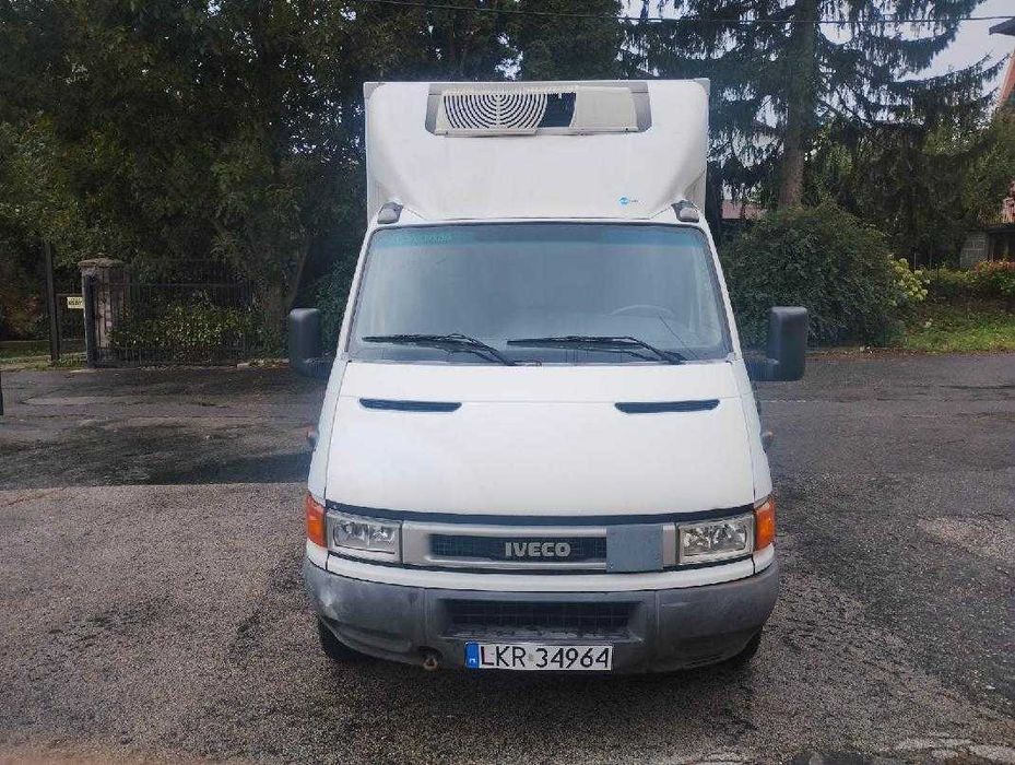 IVECO DAILI 35 2007 przebieg 270 tyś Faktura VAT 11070 brutto