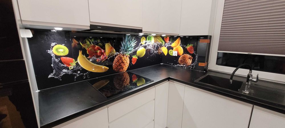 Lustra na wymiar, kabiny prysznicowe.