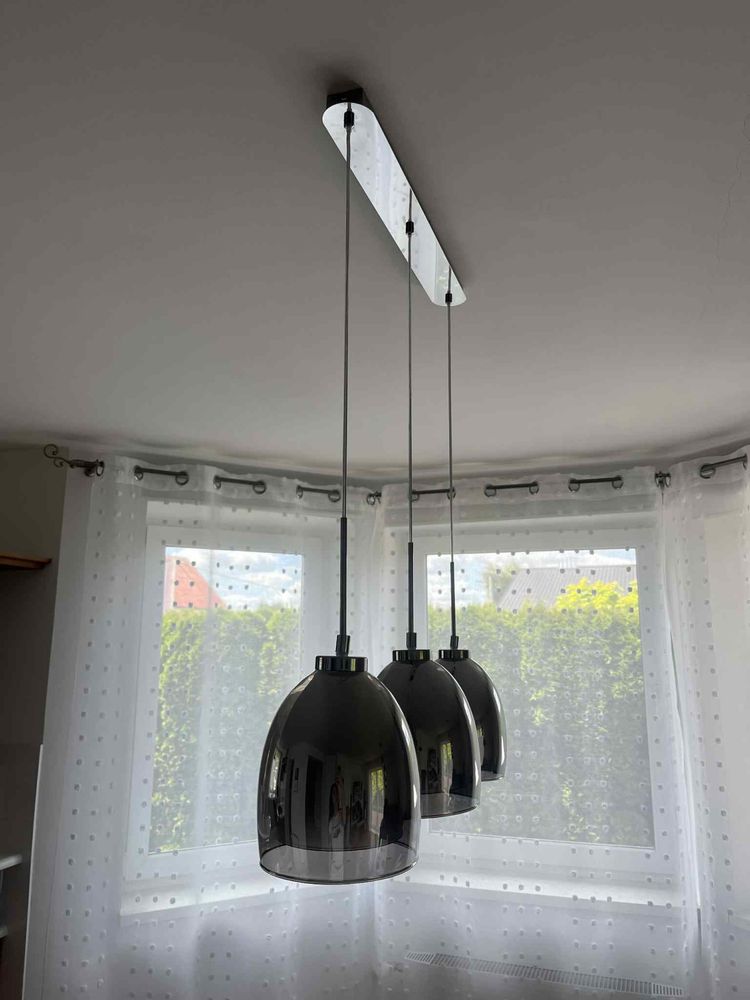 Srebrne lampy wiszące