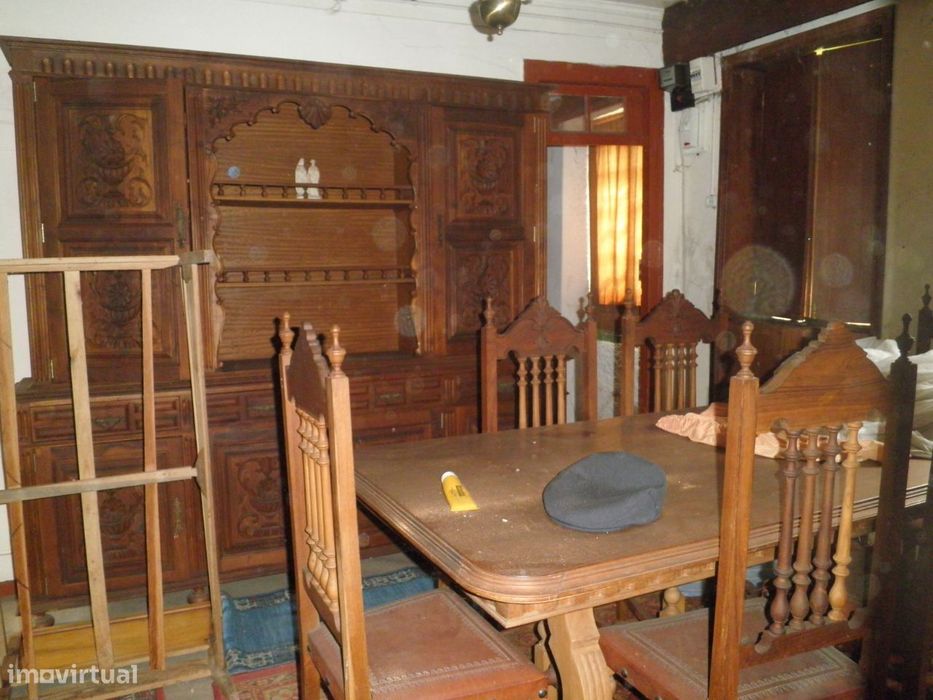 Moradia p/ restauro- Sever do Vouga