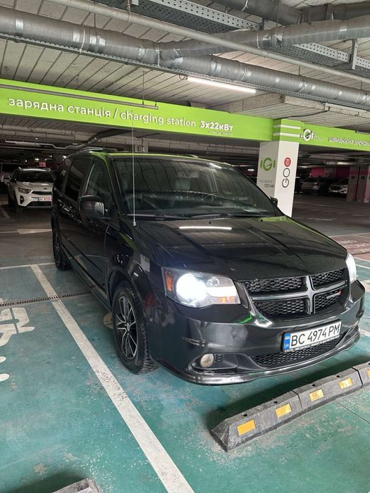 мінівен Dodge Grand Caravan,обмін на значно дешевше авто