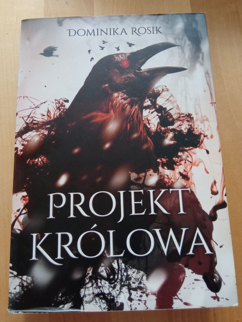 Sprzedam książkę Projekt Królowa Dominika Rosik