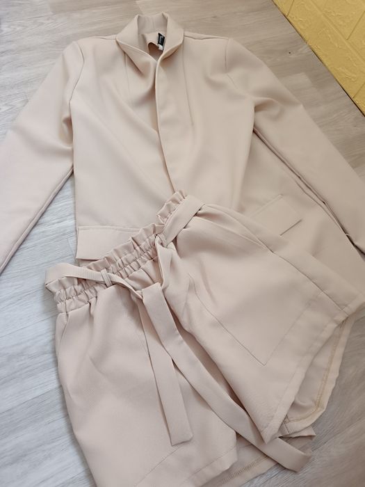 Костюм піджак+шорти