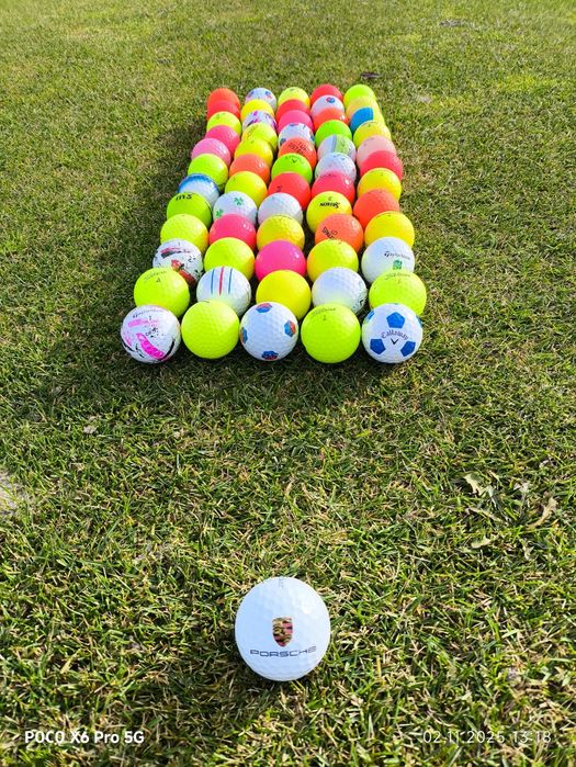 Продам колекцію м'ячів для гольфу .