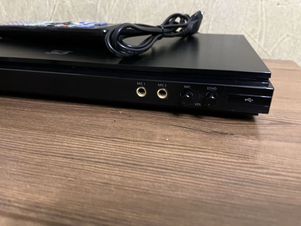 Samsung Blu-ray BD -D 5500K 3 D плеер