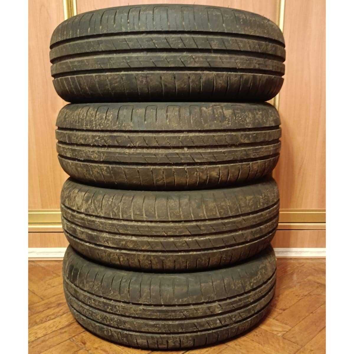 Продам автомобільні шини Goodyear EfficientGrip Performance 195/65 R15