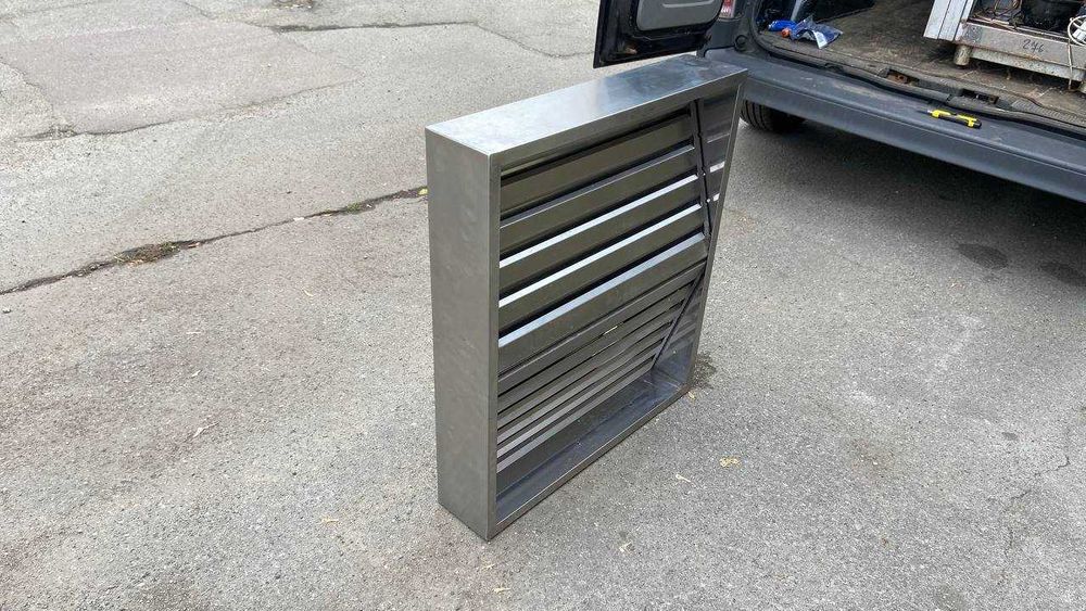 Б/у вытяжной зонт из нержавейки для кафе ресторана бара общепита