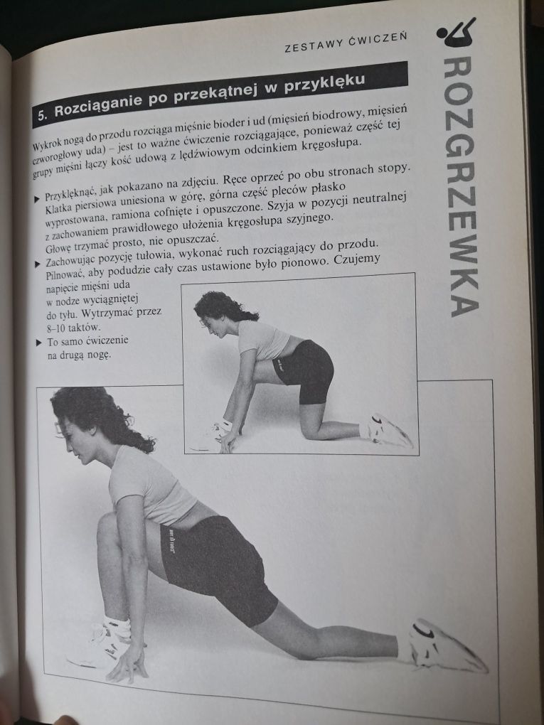 Książka ćwiczenia na brzuch