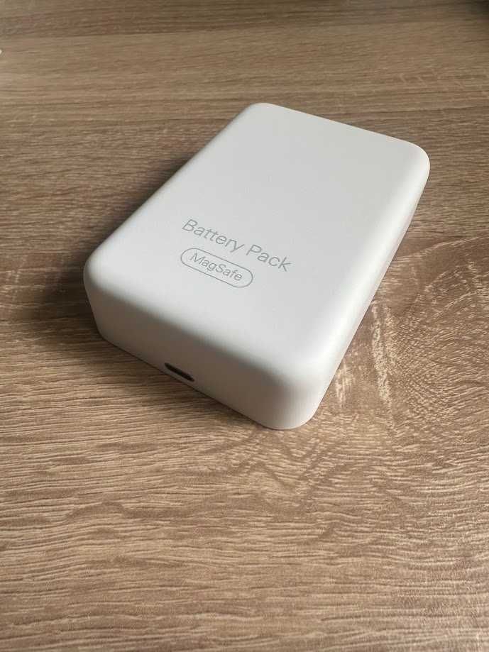 Power Bank indukcyjny magnetyczny kieszonkowy 10000mAh MagSafe iPhone