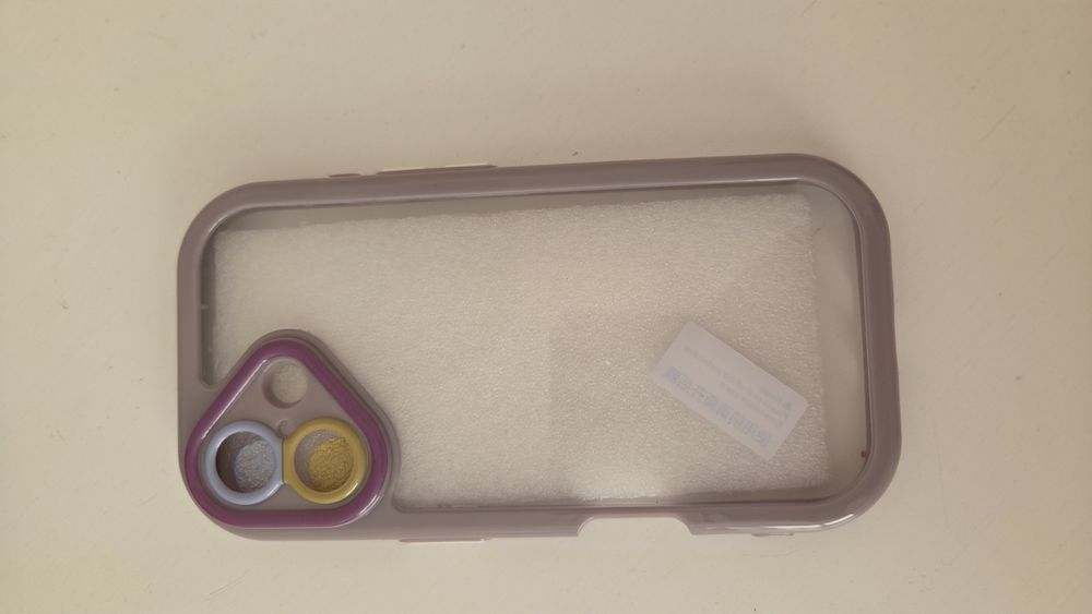 Чохол для iPhone 16