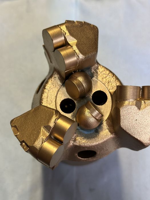 Wiertło  gryzer pdc do twardy terenow