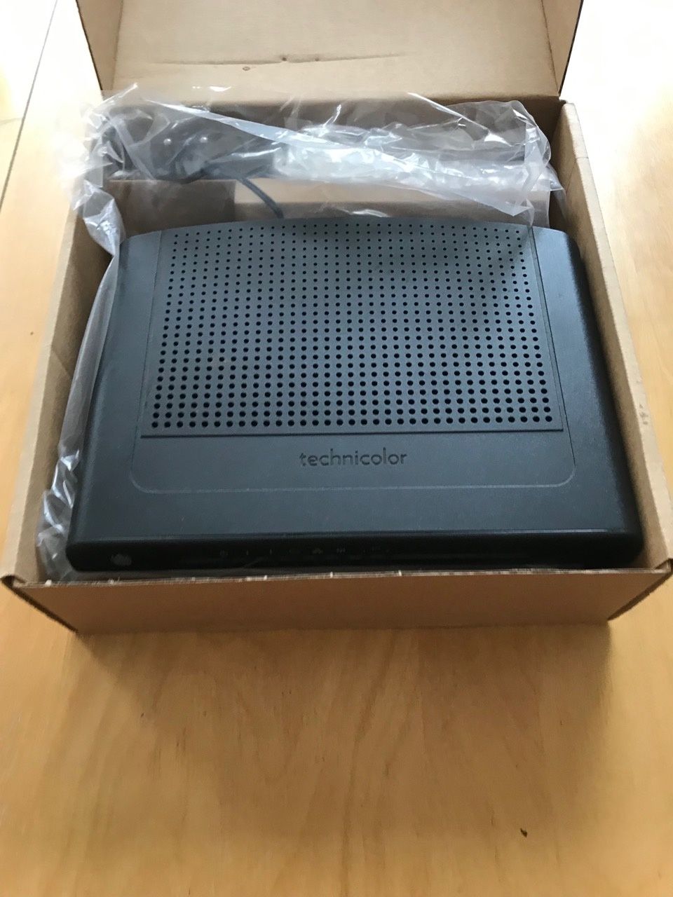 Ruter technicolor TC7200.U (UPC)