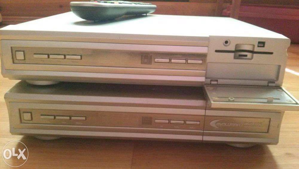 Цифровой спутниковый тюнер Evolution 700S (EVO 700S)