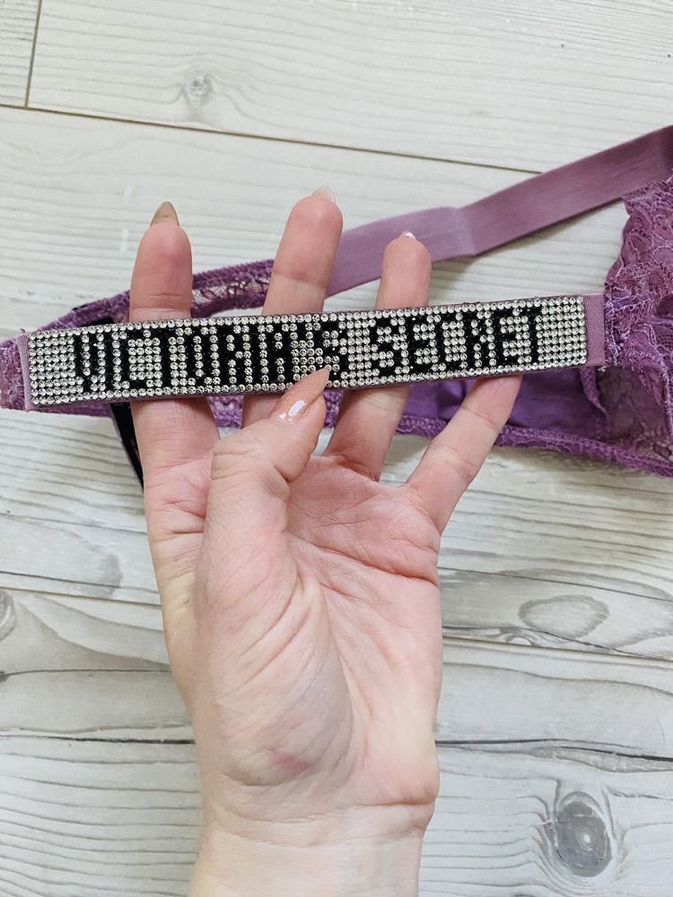 Majtki stringi victoria’s secret s m nowe cyrkonie logo