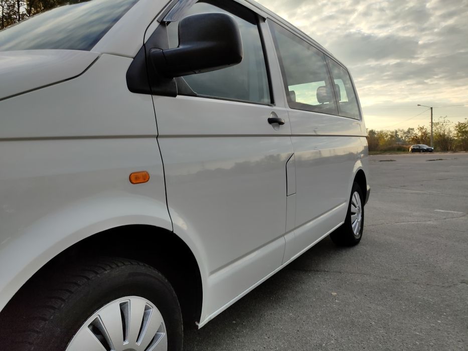 Volkswagen Transporter Club пассажир 8 мест 1,9 без турбины ! Перегон