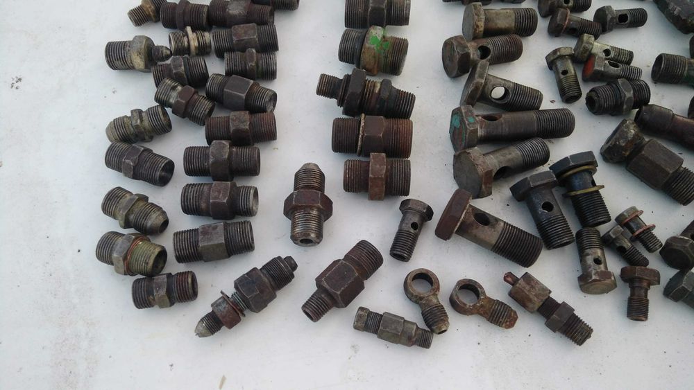 Гідравлічні штуцери, насос НШ-10, фляцень насоса НШ-32