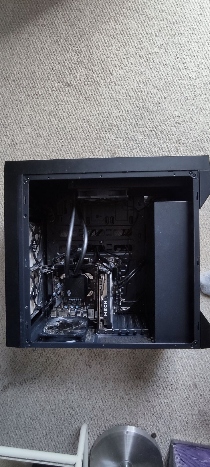 Komputer gamingowy + monitor