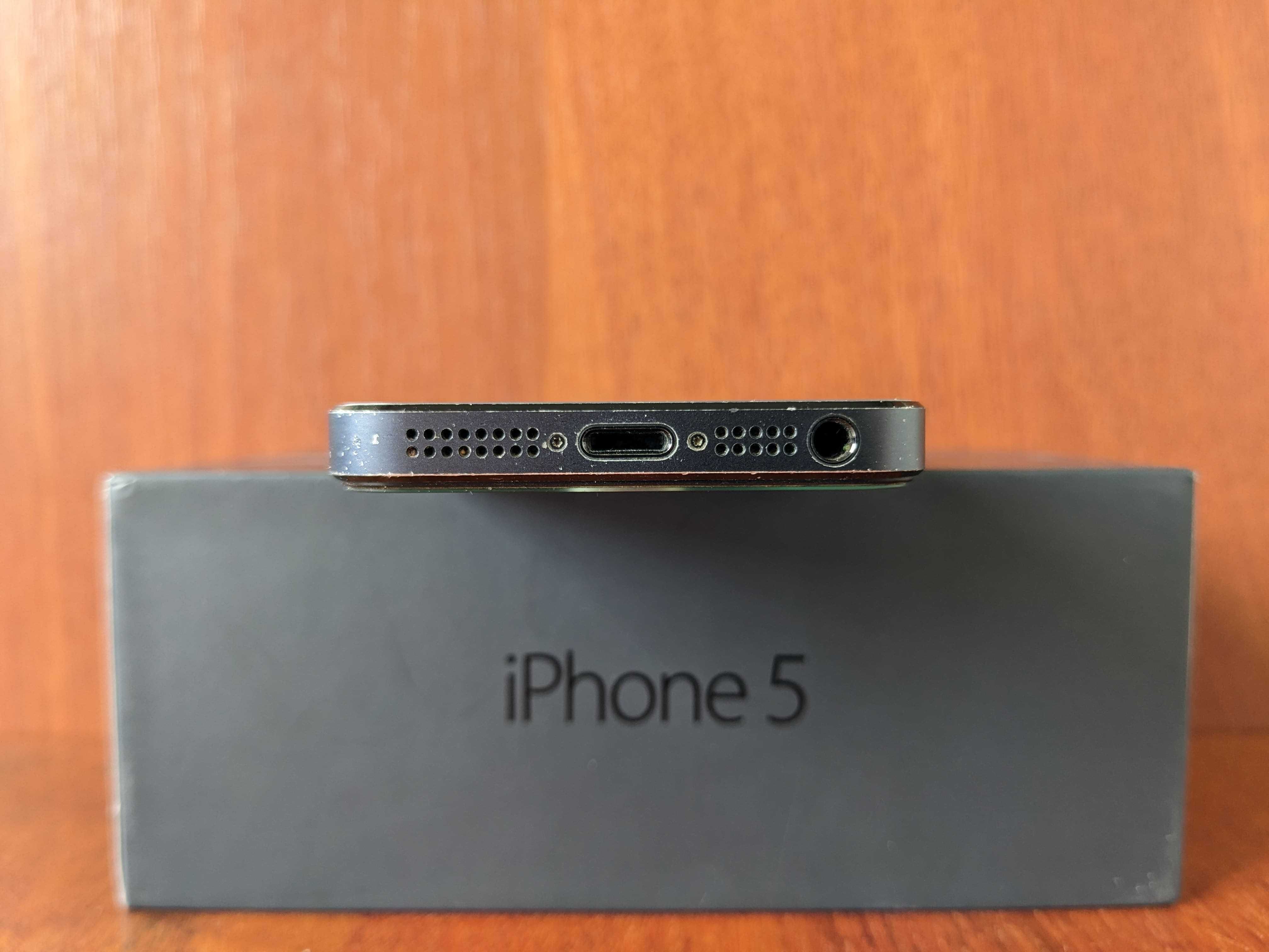 Смартфон Apple iPhone 5 A1429 64GB с кабелем,коробкой,инструкцией,скре