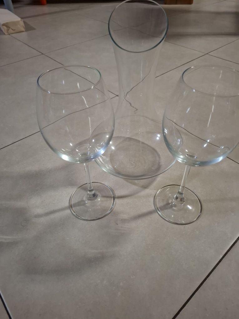 Decanter com 2 copos