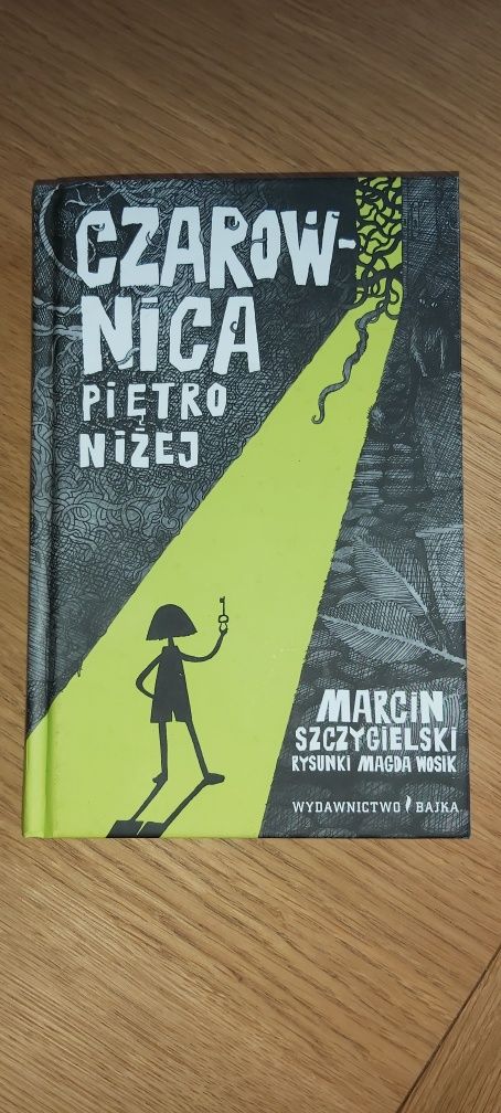 Książka czarownica piętro niżej Marcin Szczygielski