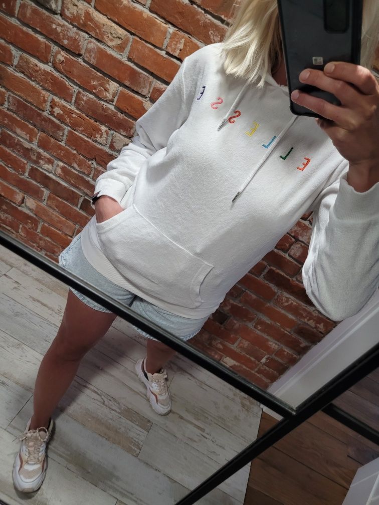 Biała welurowa bluza z kapturem Ellesse
