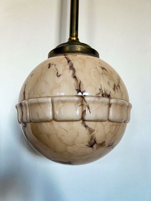 Lampa żyrandol duża kula Art Deco 1930 marmurek mosiadz vintage