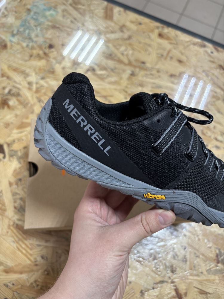 Трекінгові легкі кросівки/взуття  Merrell Trail Glove 6  41.5(26см)
