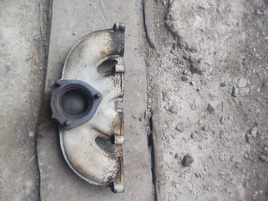 Продам випускний колектор ЗМЗ 406