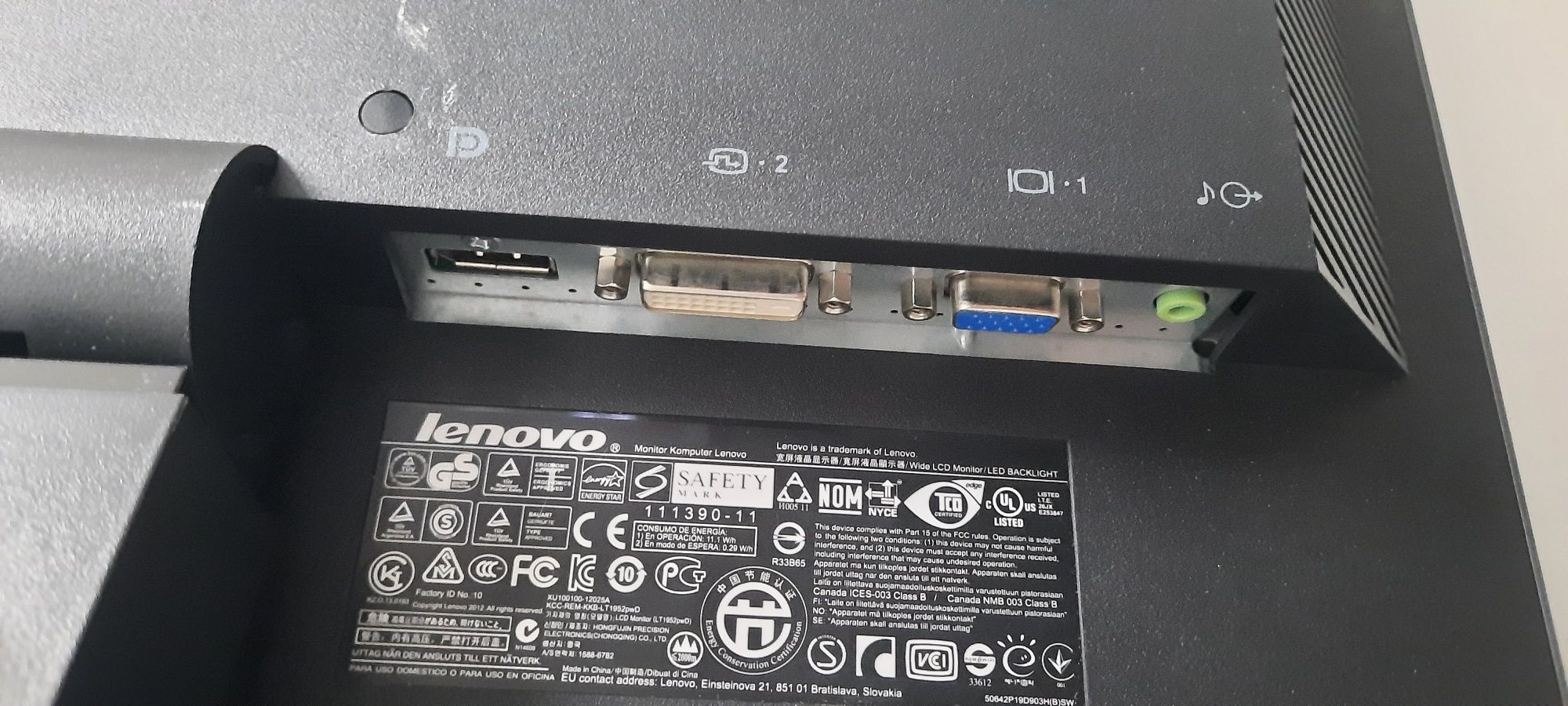 Monitor Lenovo ThinkVision 19" LED LCD