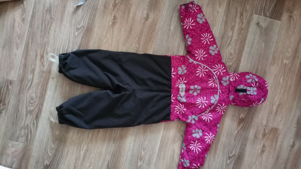 Лот 1000грн!Зимний мембранный комбинезон JONATHAN 98, шапка шлем lassi