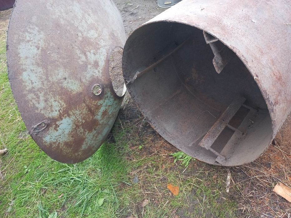 бетоно мішалка 300 літрів. кругла.також цеп.