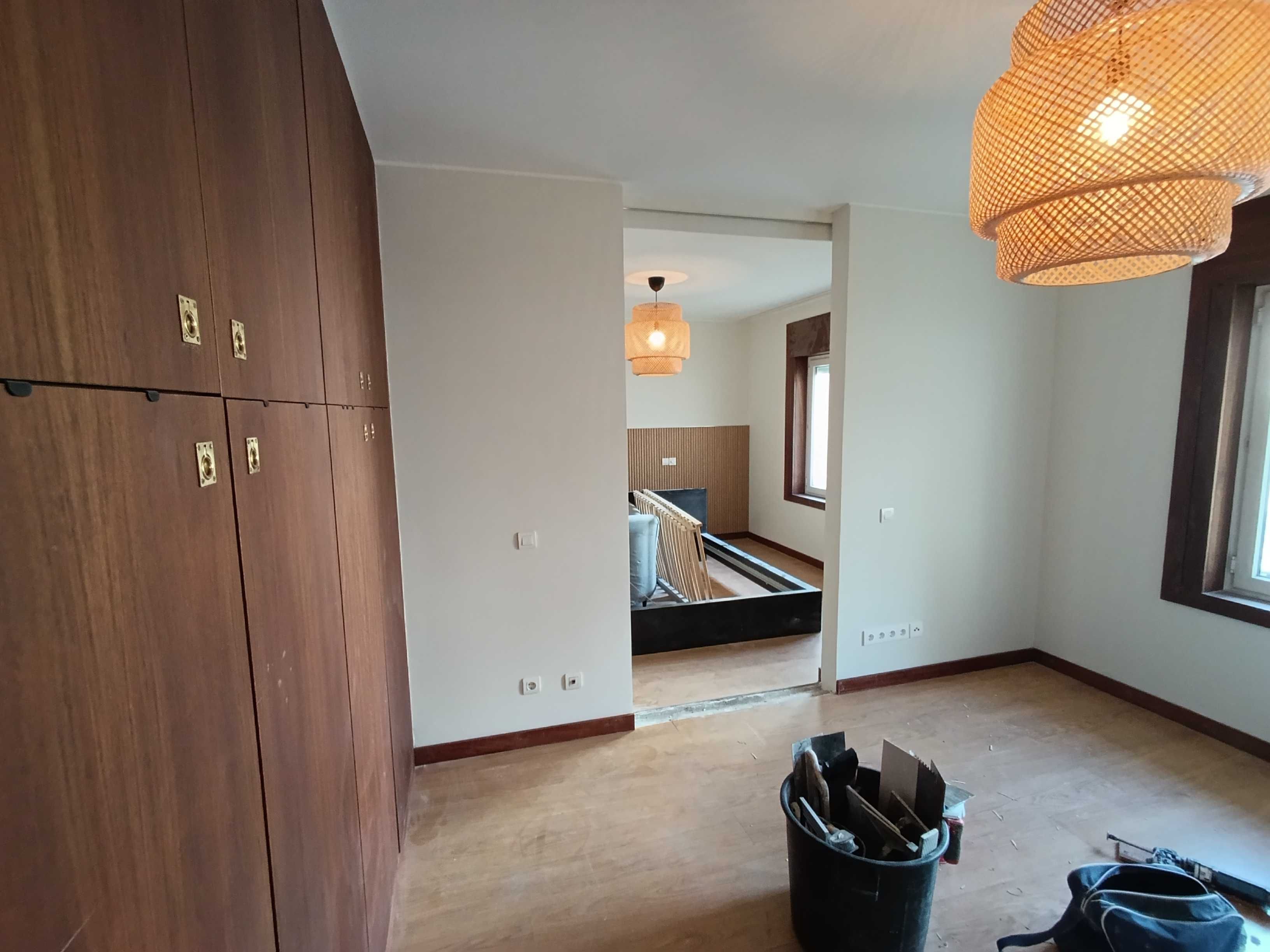 Telhados, pinturas, Pladur, lavagem, demolição,  remodelações