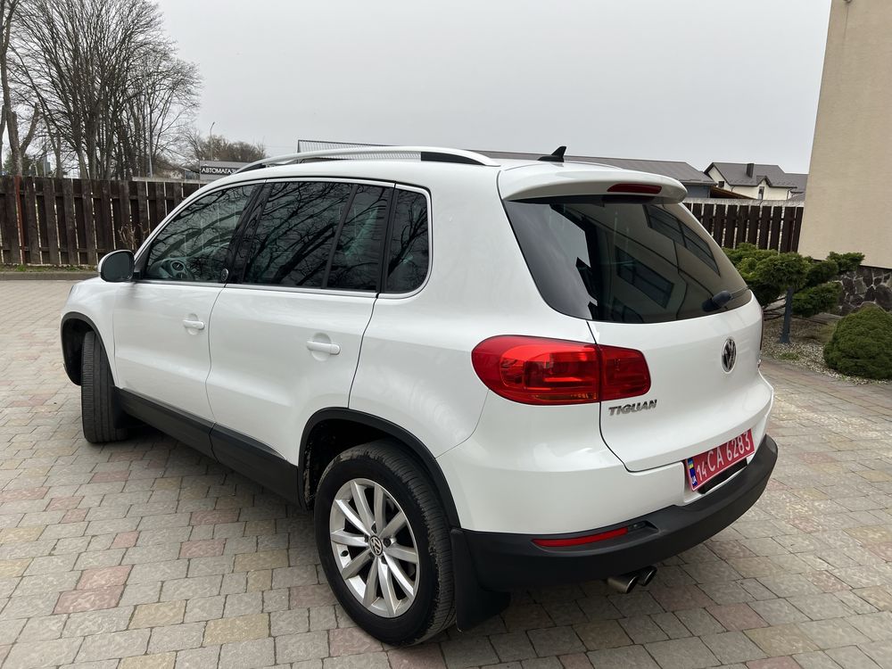 Продам VOLKSWAGEN TIGUAN 2016 року