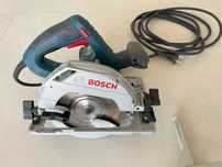 Serra circular BOSCH azul professional - Muito pouco usada