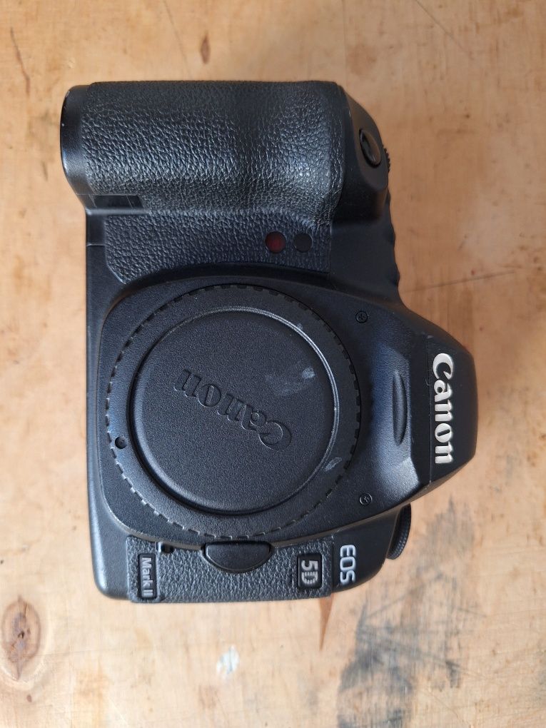 Canon 5D mark ii z pudełkiem i kartą 16GB - Przebieg tylko 82 tys. !!!