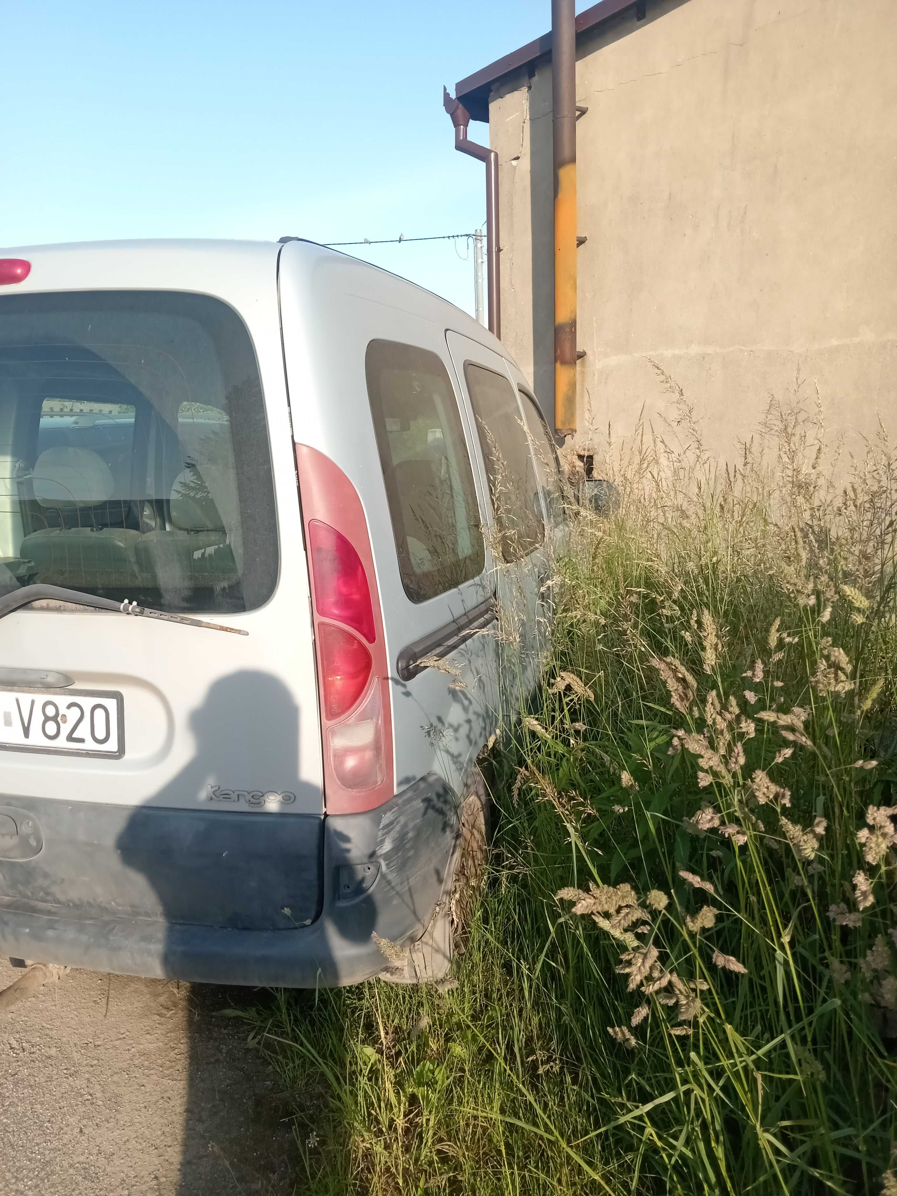 renault kangoo do remontu lub na częśći