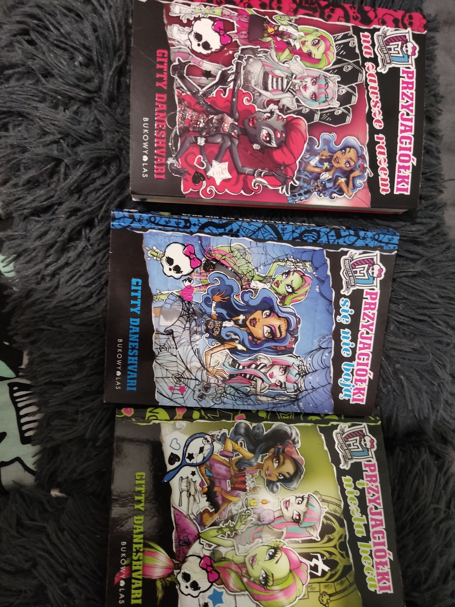 Książki z serii Monster High