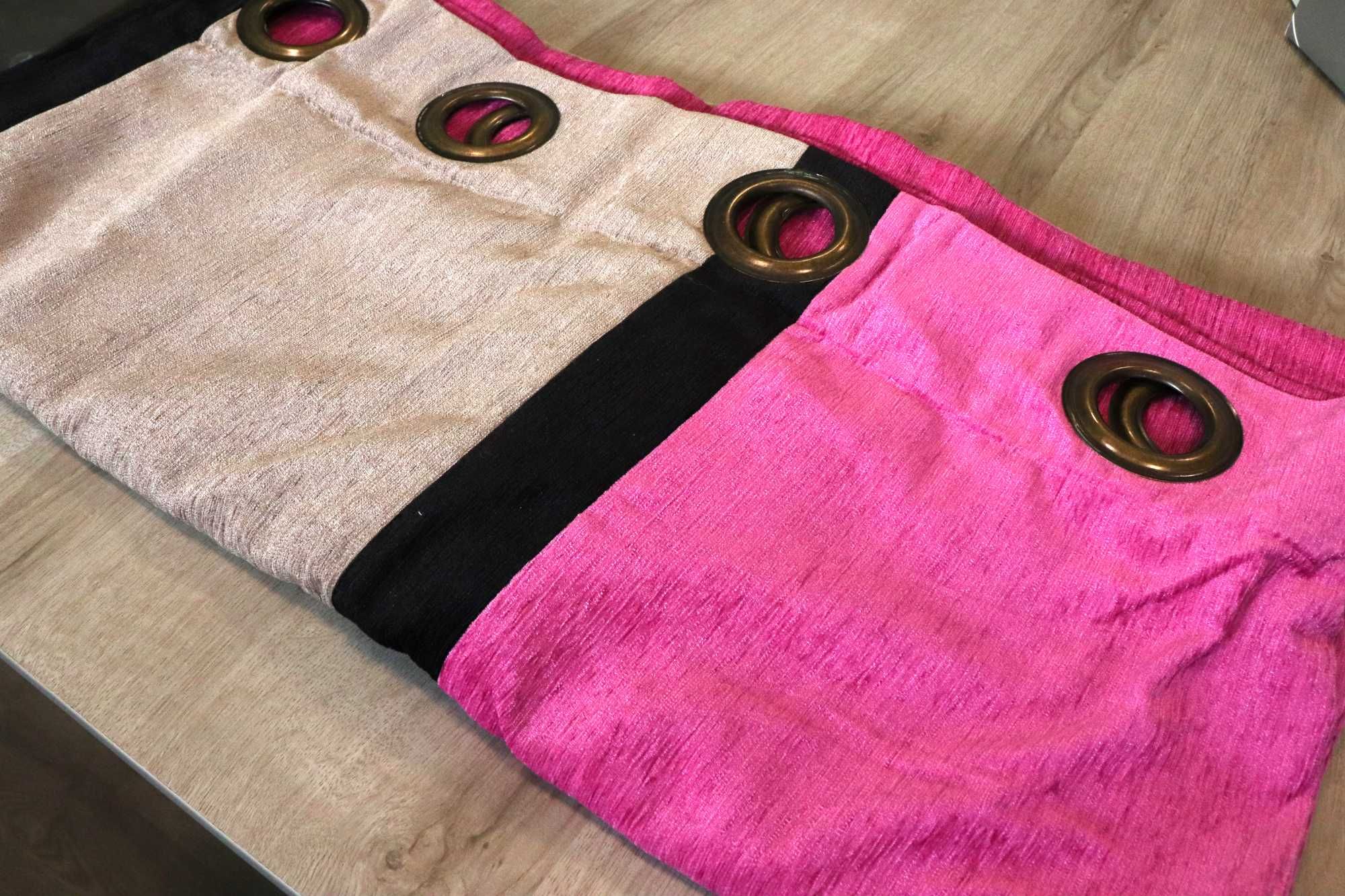 Cortinado de veludo Rosa, risca Preta e Bege com Ilhós com 140x260cm