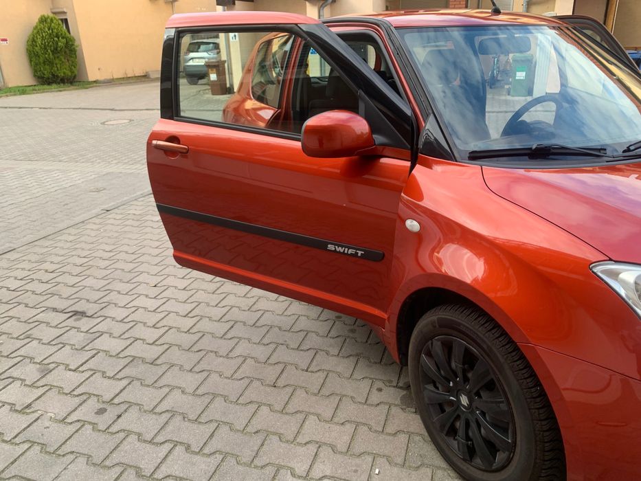 Sprzedam niezawodny suzuki Swift z polskiego salonu